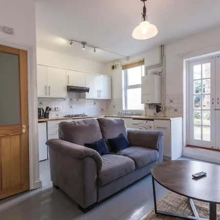 Holiday home Antsy Street - Central Location Long By Shortstayuk *